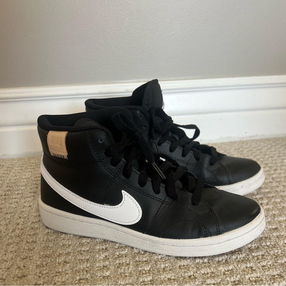 Nike Court Royale 2 Women's Size 7 Black Casual Shoes Sneakers